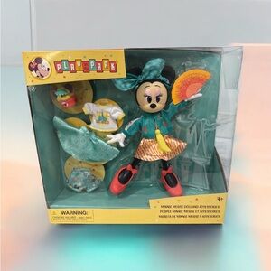 Disney Parks Play In The Park Minnie Doll and Accessories New w Box